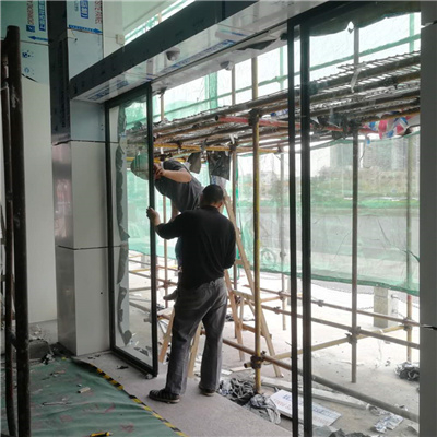深圳公明新区本田4S店安装尊龙凯时自动门项目